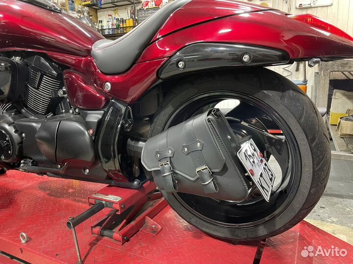 Кронштейн номера и сумки Suzuki m109r