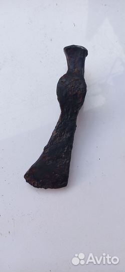 Топорик чекан