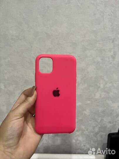 Чехол на iPhone 11
