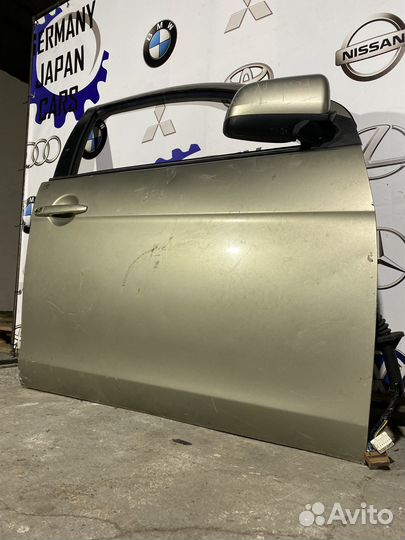 Передня правая дверь Lancer 10