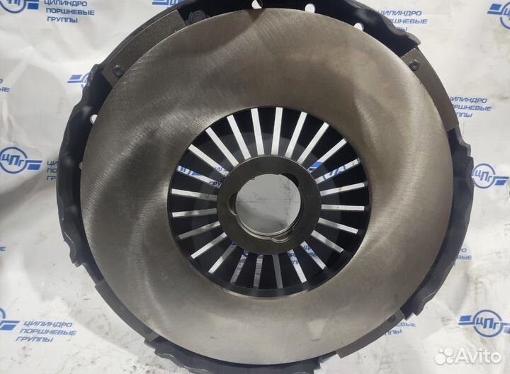 Диск сцепления с кожухом в сборе 184-1601090