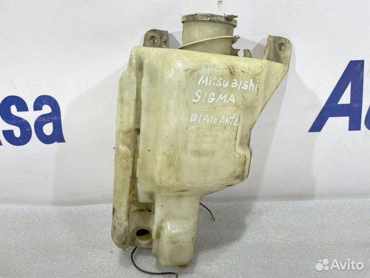 Бачок омывателя Mitsubishi Sigma 1991-1996