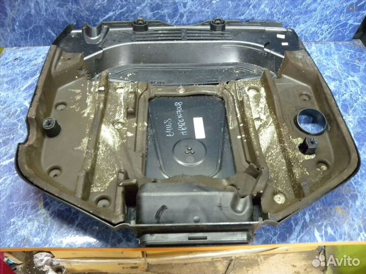 Крышка двс верхняя Mercedes X166 W166 W292 C292 Ме