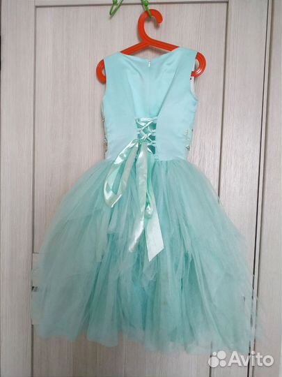 Нарядное платье