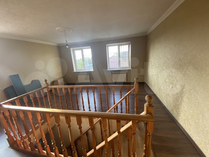 Комната 17 м² в 3-к., 1/1 эт.