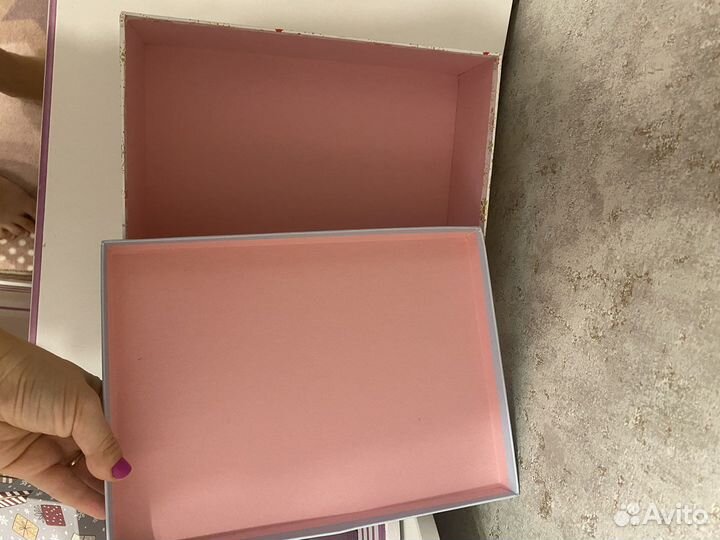 Новогодняя подарочная коробка