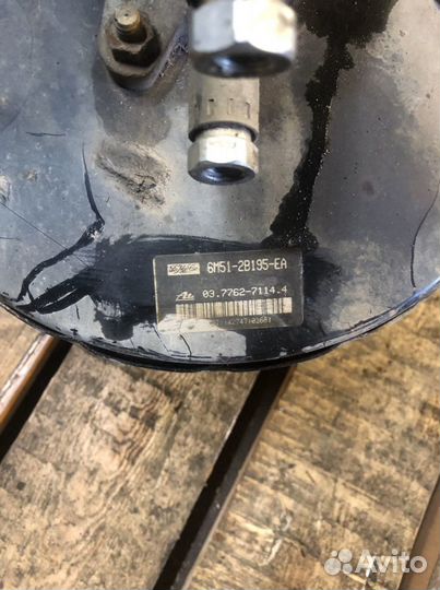 Вакуумник в сборе с гтц Ford Focus 2