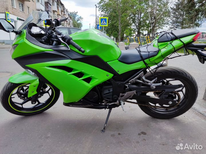 Kawasaki ninja 300 (abs)