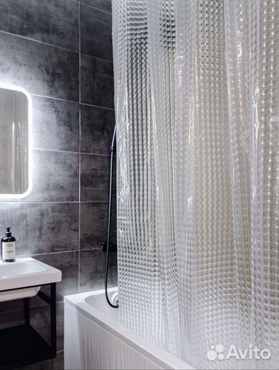 Штора для ванной новая