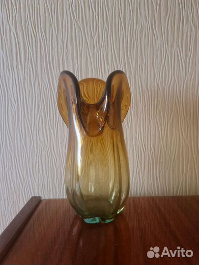 Ваза для цветов СССР из цветного стекла