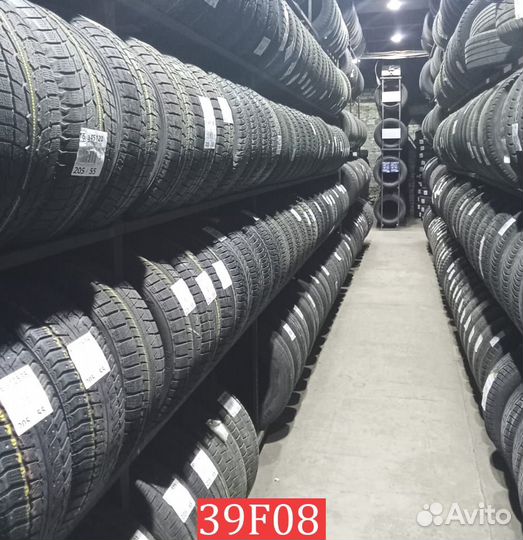 Yokohama Ice Guard IG30 215/45 R17 84N