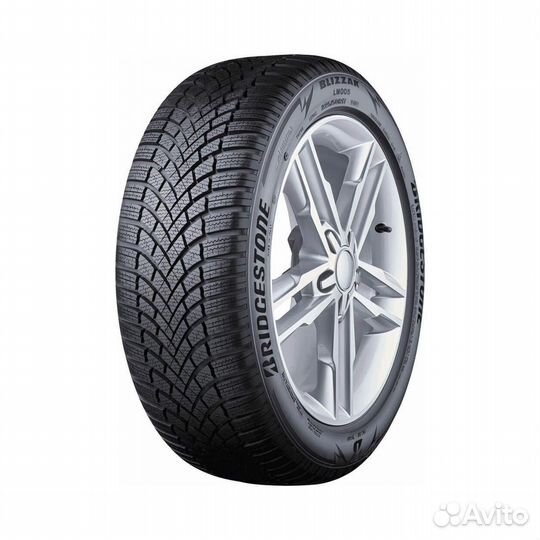 Bridgestone Blizzak LM-005 275/40 R22