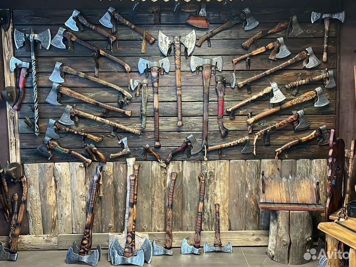 Топор кованый ручной работы