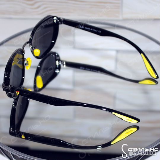 Солнцезащитные очки R.B.ferra yellow