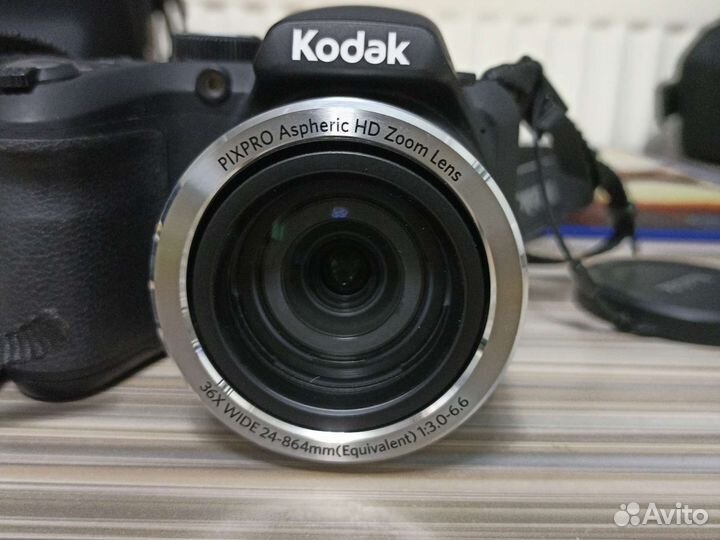 Зеркальный фотоаппарат Kodak