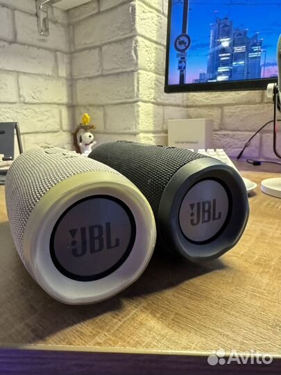 Колонка Jbl Charge 3 и Jbl Xtreme