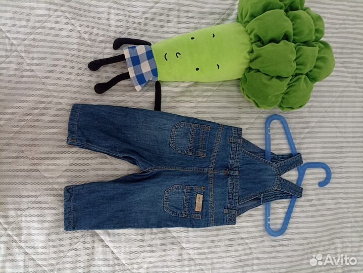 Next джинсовый комбинезон 9-12 месяцев