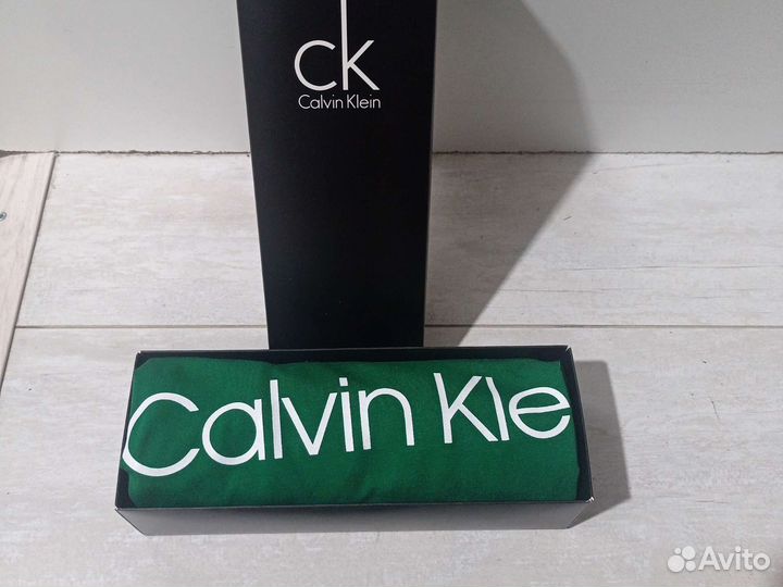 Футболка Calvin Klein зелёная