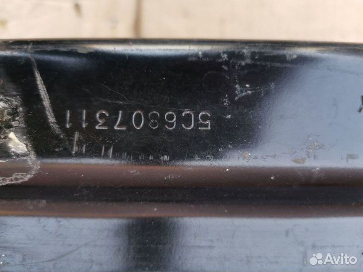 Усилитель бампера задний Volkswagen Jetta 6