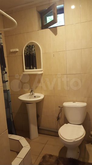 Комната 16 м² в 1-к., 1/2 эт.