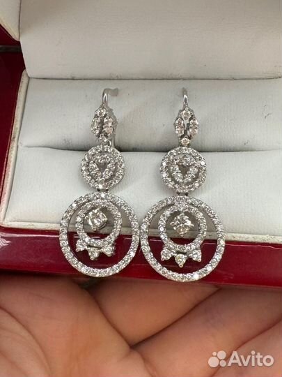 Золотые серьги с бриллиантами