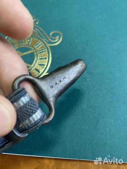 Шитый серебром подвес