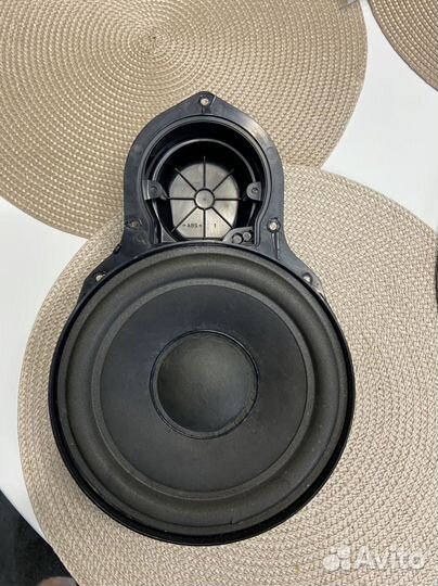 Динамик Passat b6