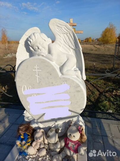 Памятники, скульптуры из природного камня