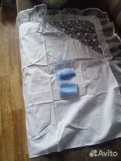 Уголок для одеяла на выписку с лентами