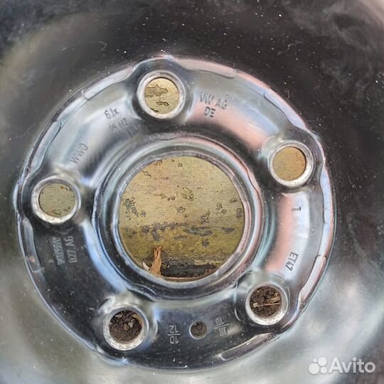 Штампованные диски на Golf 4 (R15)