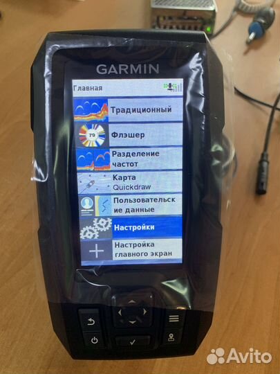 Эхолот Garmin striker Plus 4