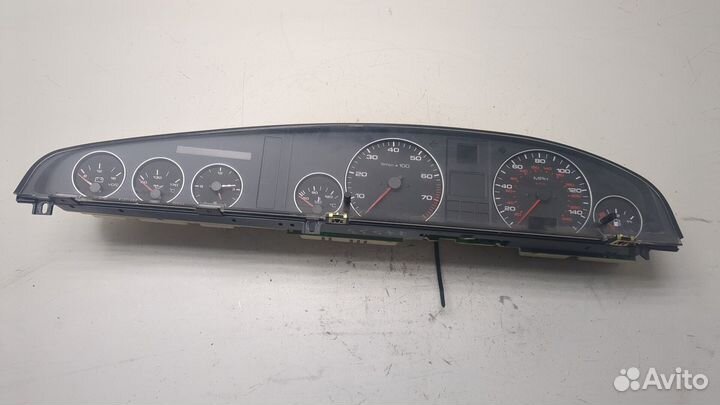 Щиток приборов Audi A6 (C4), 1997