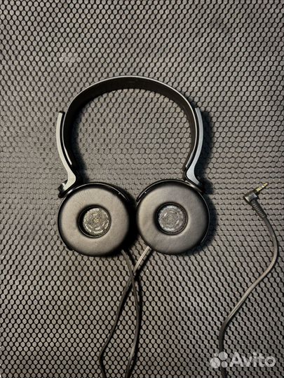 Наушники Sony MDR-XB250