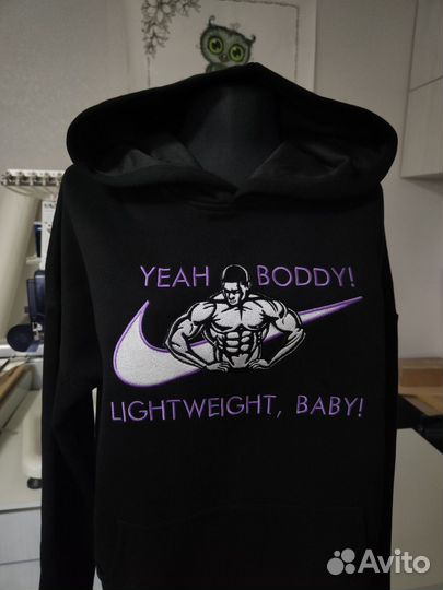 Вышивка на толстовках худи