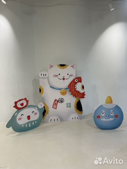 Декорации в стиле Манеки Неко