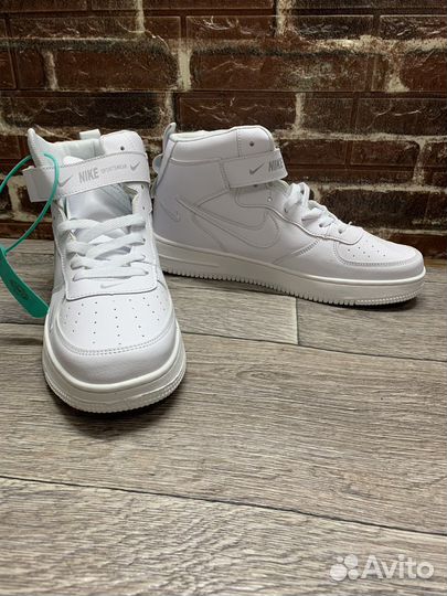 Кроссовки nike