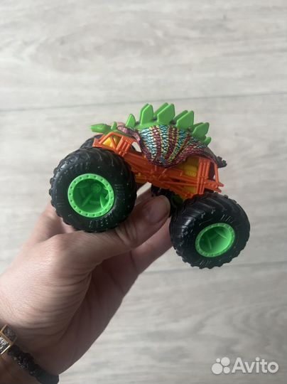 Машинки хот вилс hot wheels оригинал