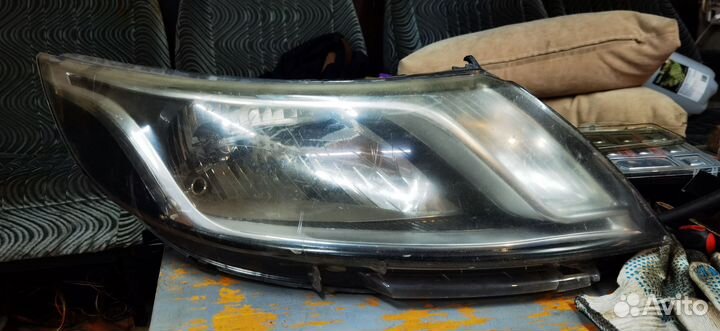 Фара на Kia