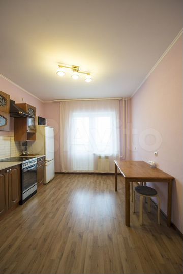 2-к. квартира, 75 м², 7/10 эт.