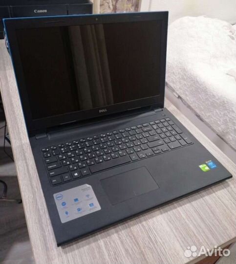 Ноутбук dell inspiron 15