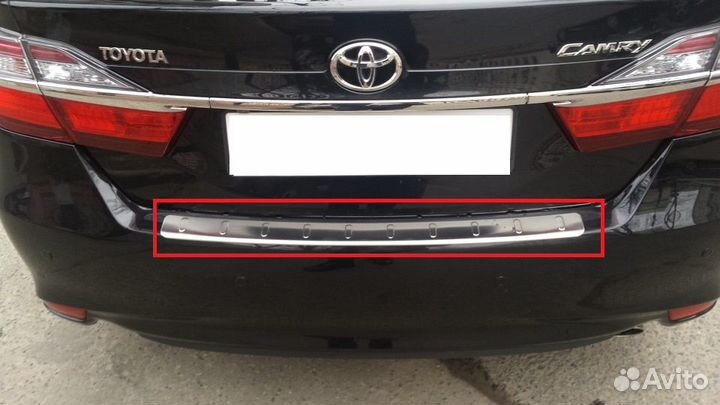 Накладка на бампер Toyota Camry 14-17 г. Оригинал