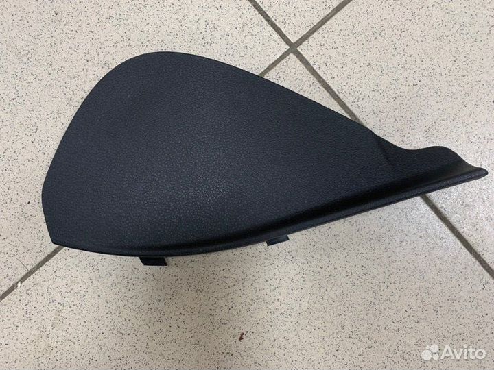 Накладка торпедо левая Bmw 5 touring N47N 2011