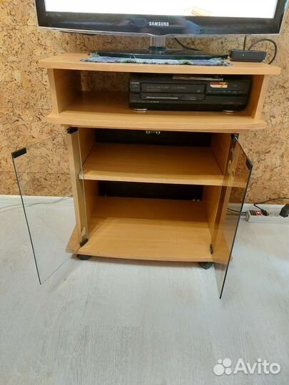 Тумба под телевизор