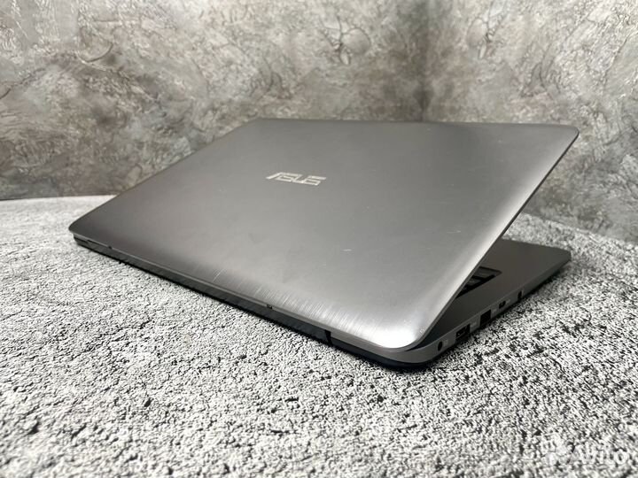 Ноутбук asus 4 ядра с SSD диском
