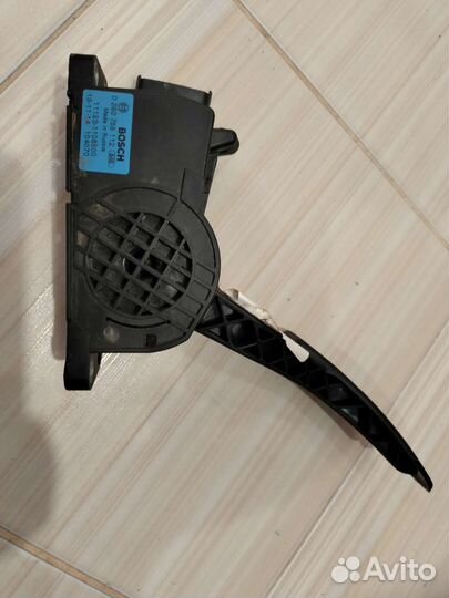 Электронная педаль газа