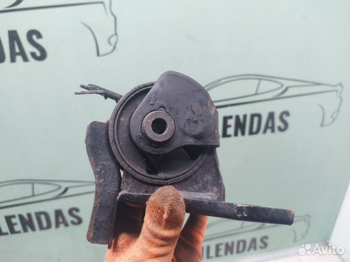 Подушка кпп левая Kia Sportage 2 KM 2.0 2004-2010