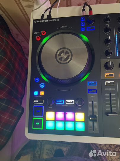 Dj контролер Traktor kontrol s3