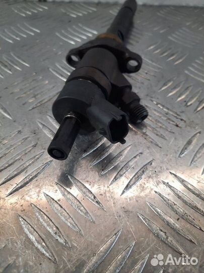 Форсунка Peugeot 307 1.6 9HZ 2006