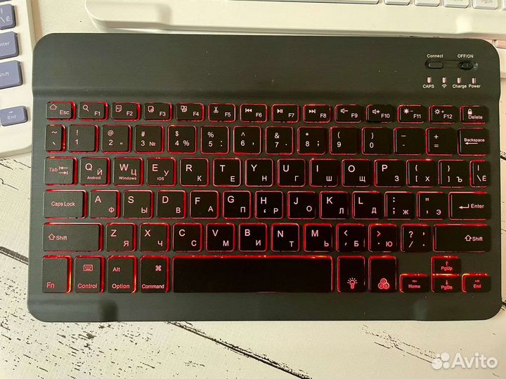 Bluetooth клавиатура