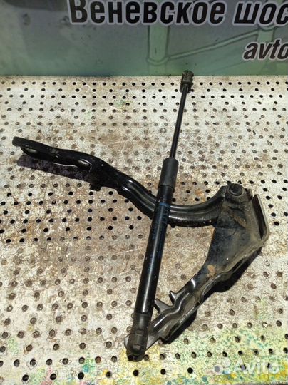 Петля капота Hyundai Sonata 7 (LF) 2014-2019